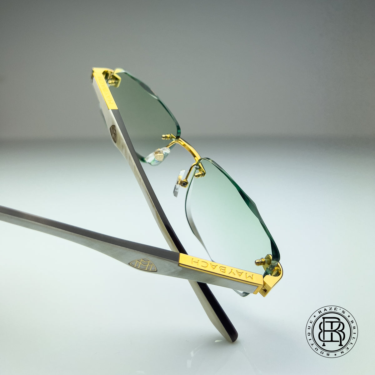 Maybach The Artist III ( Whitebuff ) Custom Light Green Diamond Cut
