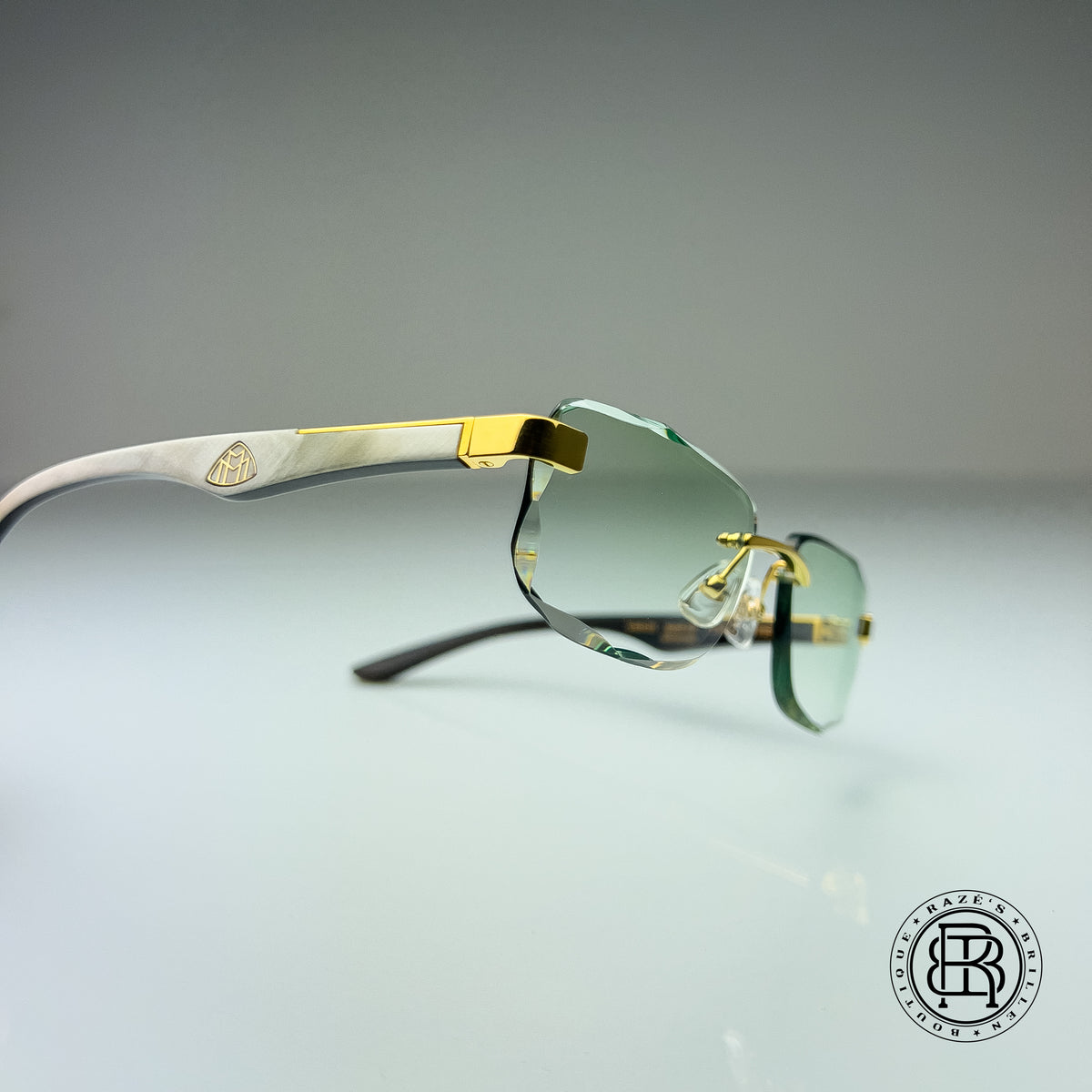 Maybach The Artist III ( Whitebuff ) Custom Light Green Diamond Cut