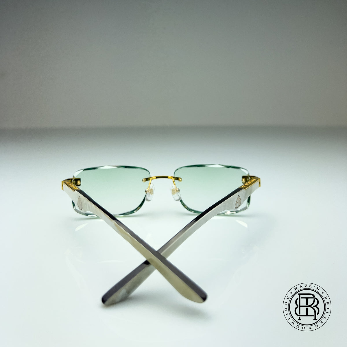 Maybach The Artist III ( Whitebuff ) Custom Light Green Diamond Cut